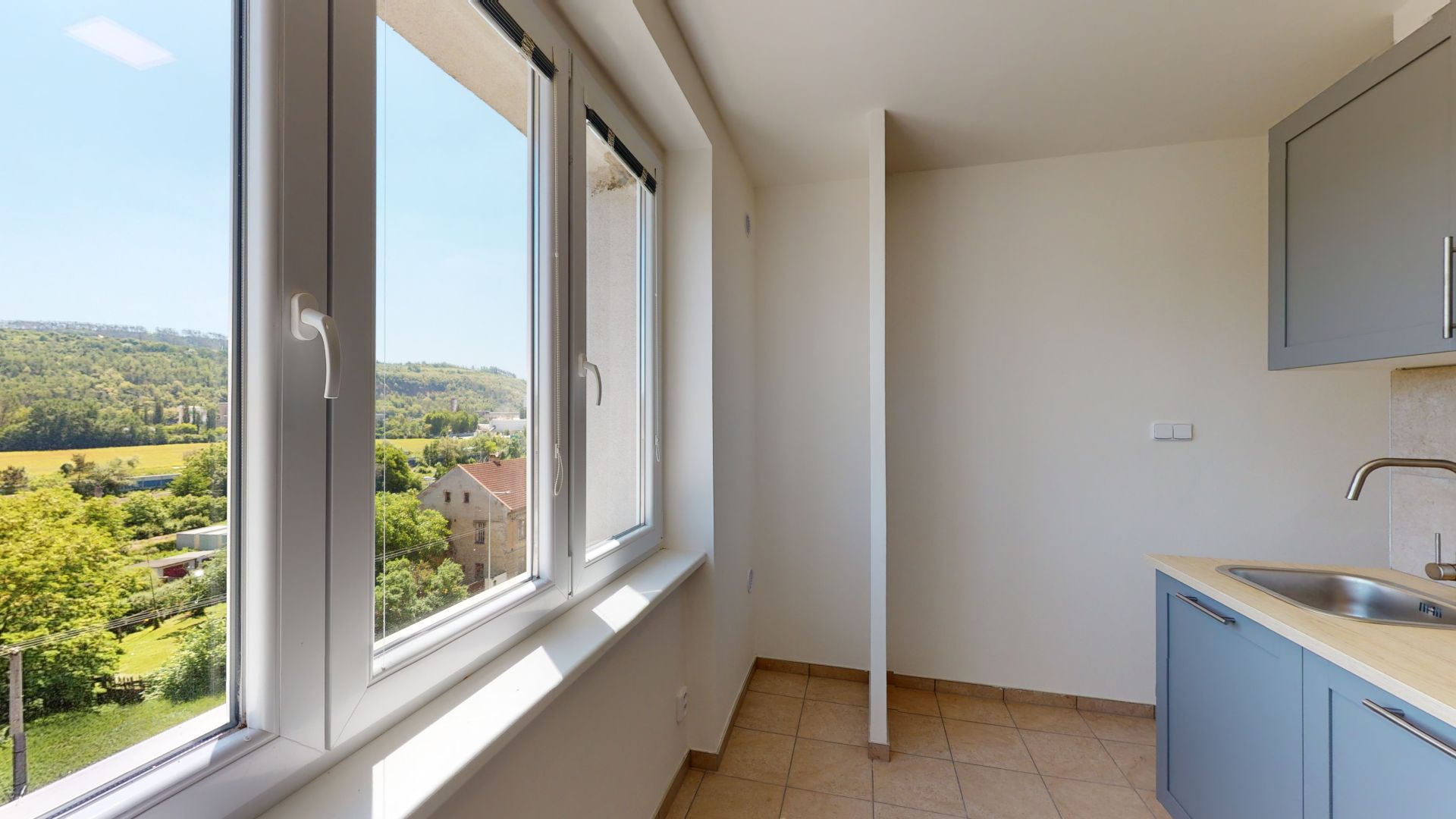 Pronájem bytu 1+1 (40m2) v ulici Josefa Hory Beroun